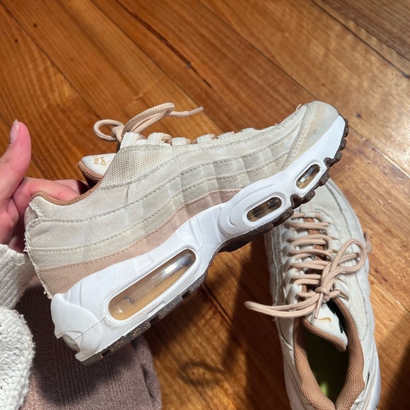 Nike with 3 uses - Picture 6 of 7